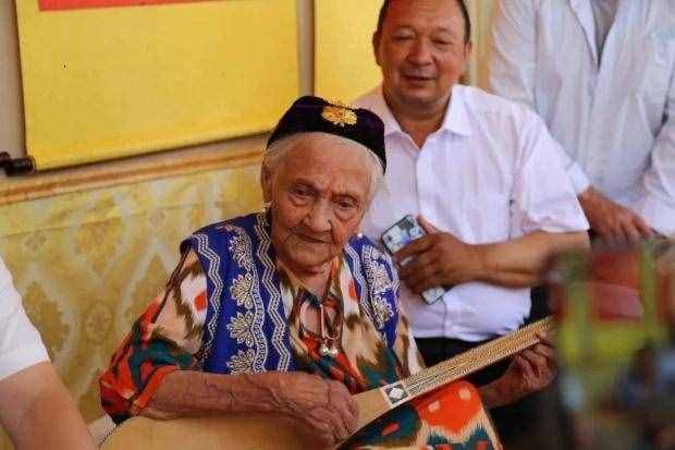 世界上最長(zhǎng)壽的女性134歲 年齡真實(shí)性遭質(zhì)疑 出生年份待考證