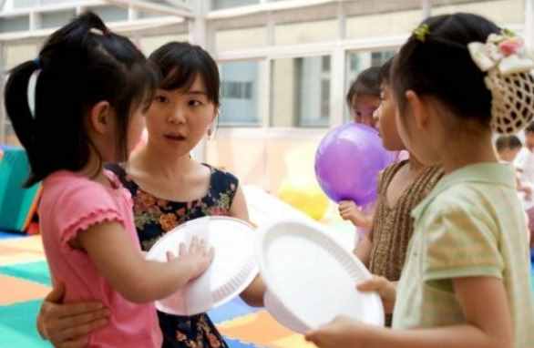 一名幼師曬出工資單，抱怨活多錢少待遇差，家長(zhǎng)：這還不知足？