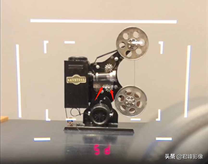 這里，有一份徠卡M系列相機(jī)對(duì)焦指南，請查收