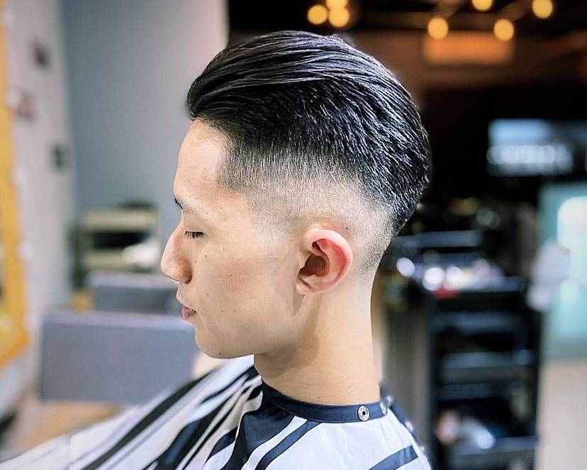男生剪發(fā)型，少留“大背頭”！這6款發(fā)型清爽潮流，更顯陽(yáng)光帥氣