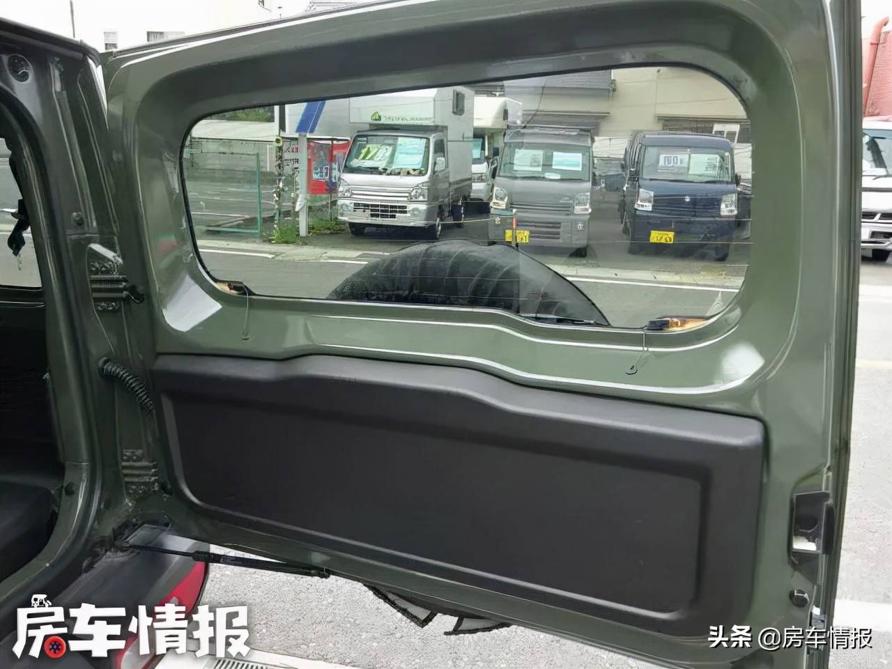 鈴木吉姆尼床車來(lái)啦！不僅越野性能好，到了野外還能變大床睡覺(jué)