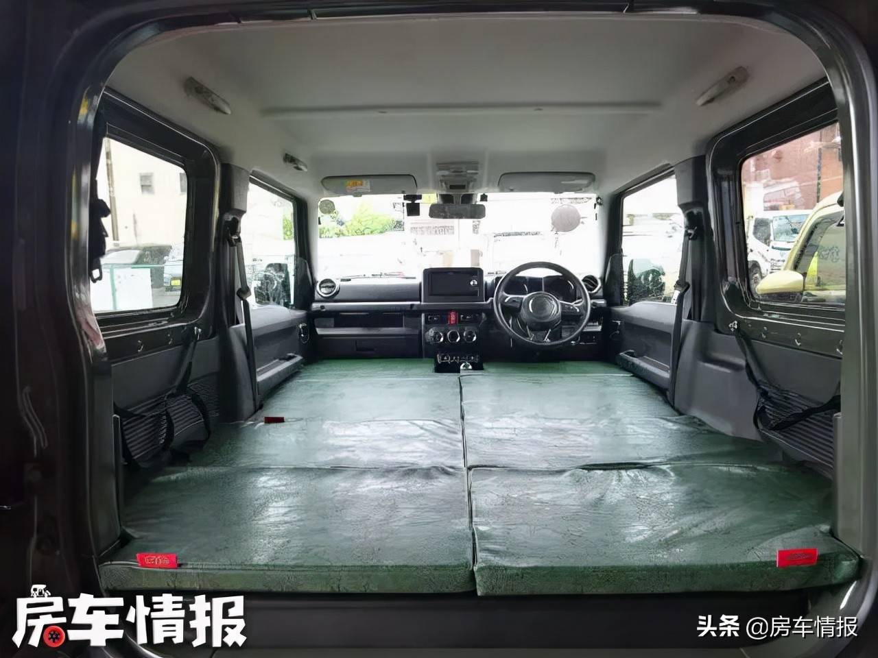 鈴木吉姆尼床車來(lái)啦！不僅越野性能好，到了野外還能變大床睡覺(jué)