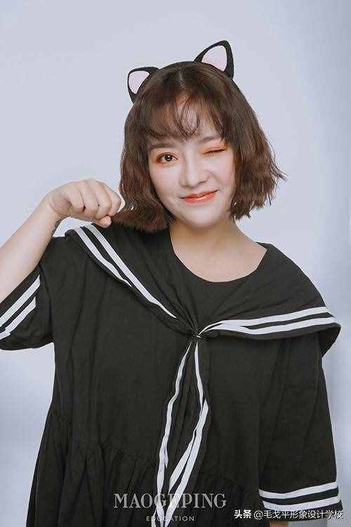 呆萌可愛(ài)圣誕約會(huì)妝，我已經(jīng)迫不及待了