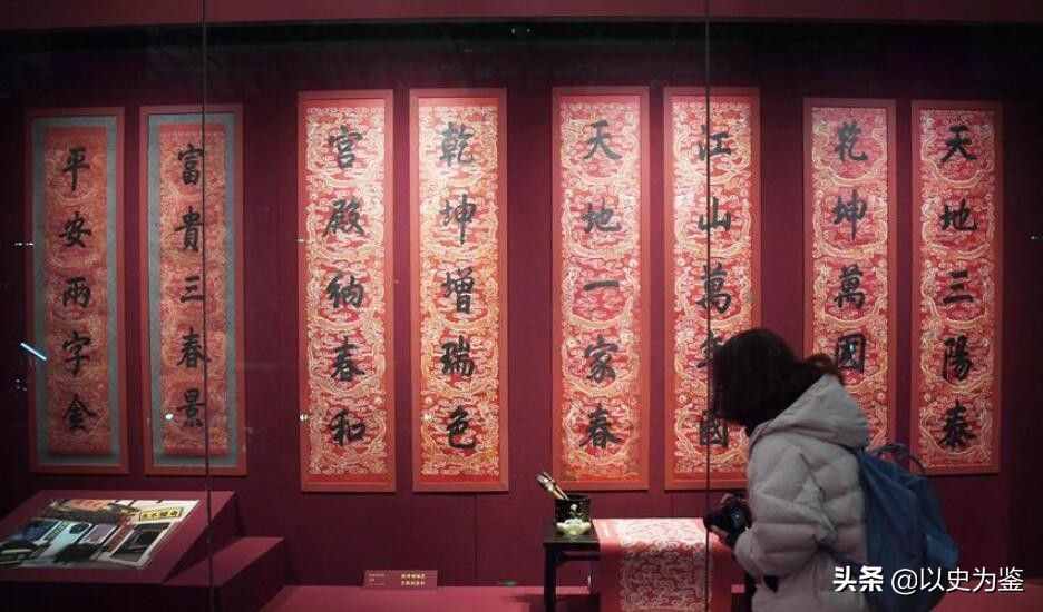 春節(jié)對聯(lián)怎么寫？這幾幅乾隆、康熙御筆春聯(lián)可以收藏了