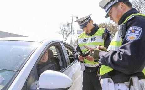 開車違章后多久會收到通知？交警提醒：超過這個時間，就別擔(dān)心了