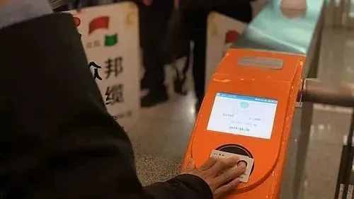 我是大一小萌新，學(xué)生票到底怎么買(mǎi)？