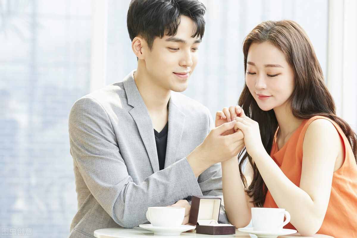 人們應(yīng)該如何吸引異性，做到以下三點(diǎn)，你能遇到真愛