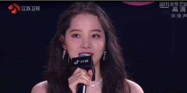 “蒞臨”和“光臨”有什么不同