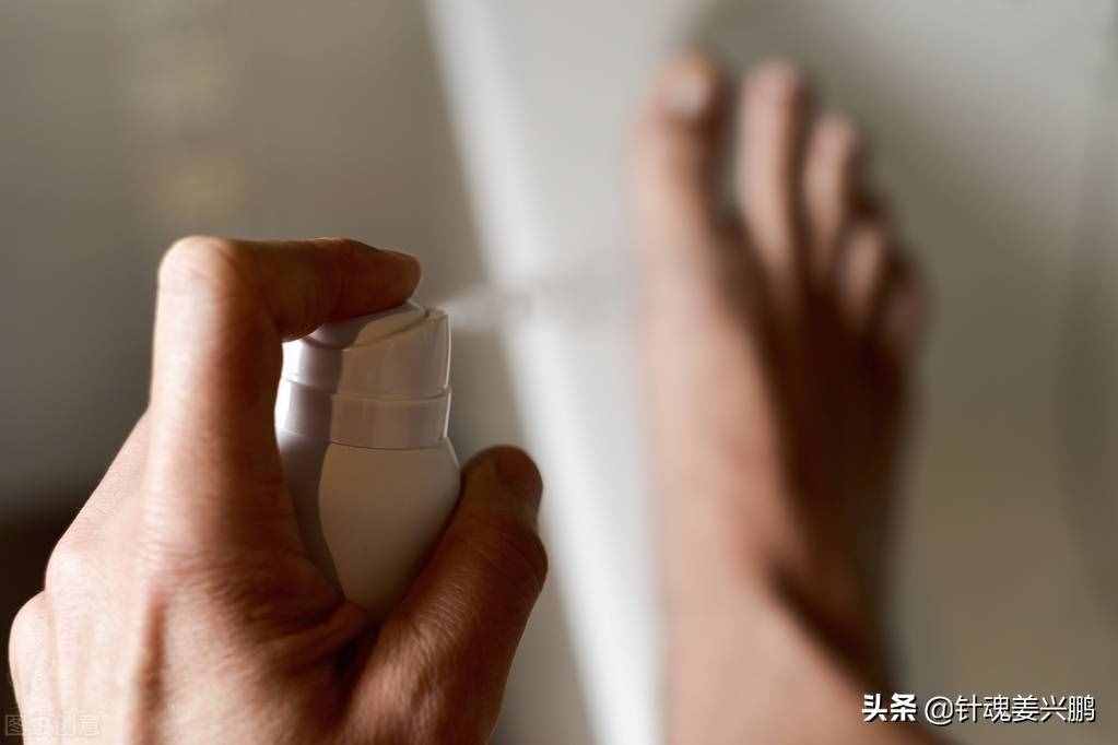 “腳氣”真菌怎么才能根治？3個(gè)人人實(shí)用的方法，徹底治好不復(fù)發(fā)
