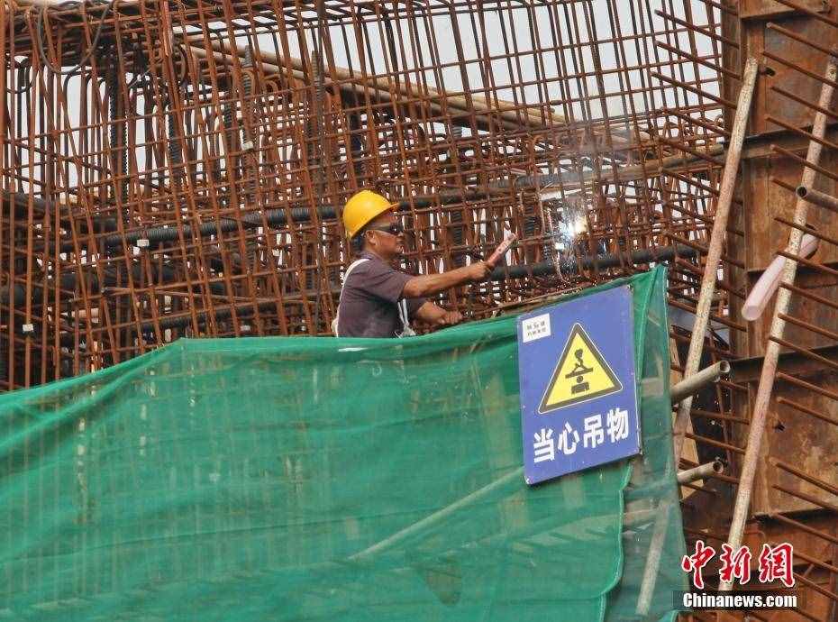 “十一”長(zhǎng)假加班費(fèi)怎么算？ 前4天加班可拿3倍工資