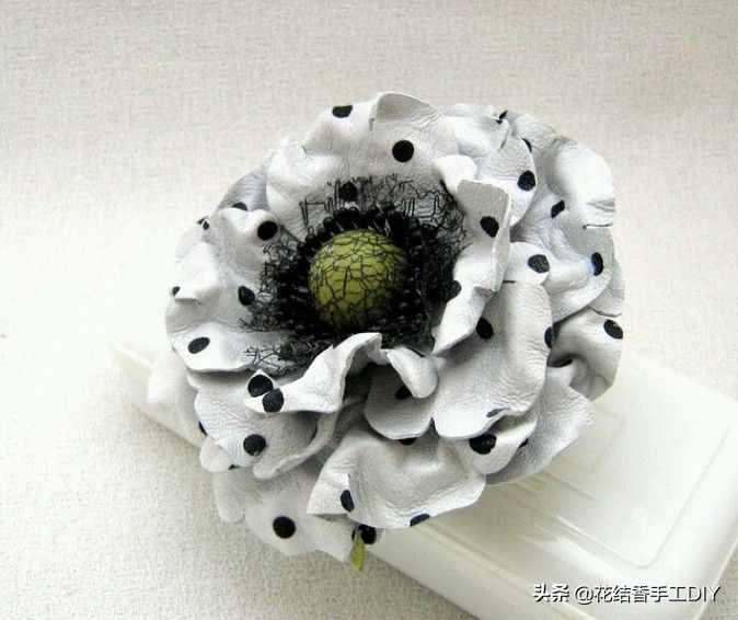 手工DIY：差點扔掉的碎皮子，原來能做成這么多美麗飾品