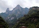 今日更新天門山在哪里（天門山）