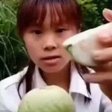 遇到喜歡的人，把這張圖發(fā)給她，順便說一句阿姨洗鐵路
