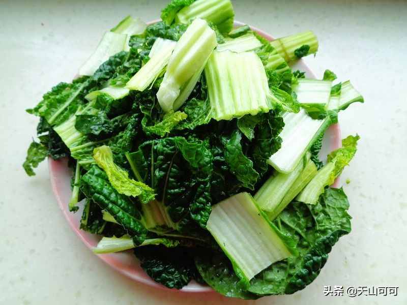 春天臘肉怎么做好吃？炒還是煮，看我做的，香味不減一鍋都不夠吃