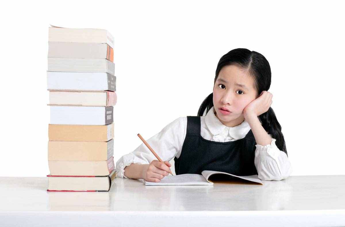 網(wǎng)絡(luò)時(shí)代，中學(xué)生的心理健康問題，應(yīng)從這幾個(gè)方面來看待