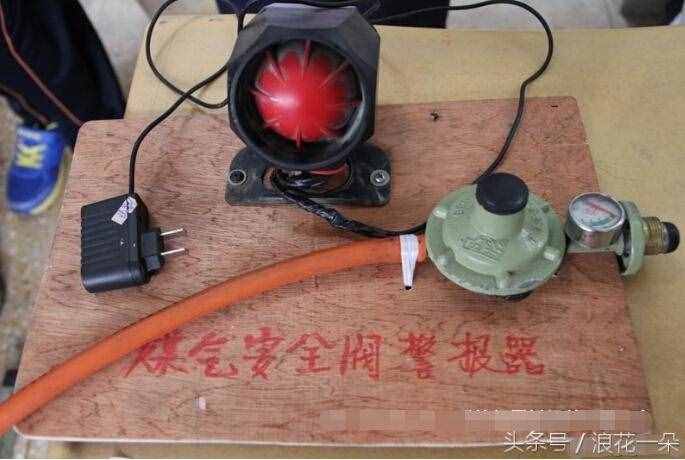 小學生們的科技小發(fā)明，一個比一個牛！爸媽這次開心的笑了！