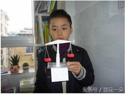 小學生們的科技小發(fā)明，一個比一個牛！爸媽這次開心的笑了！