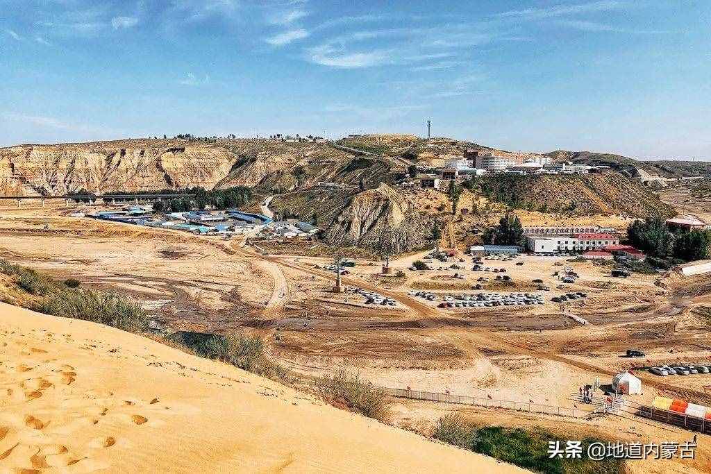 內(nèi)蒙古沙漠旅行之庫布其沙漠：響沙灣景區(qū)，最適合度假的沙漠景區(qū)
