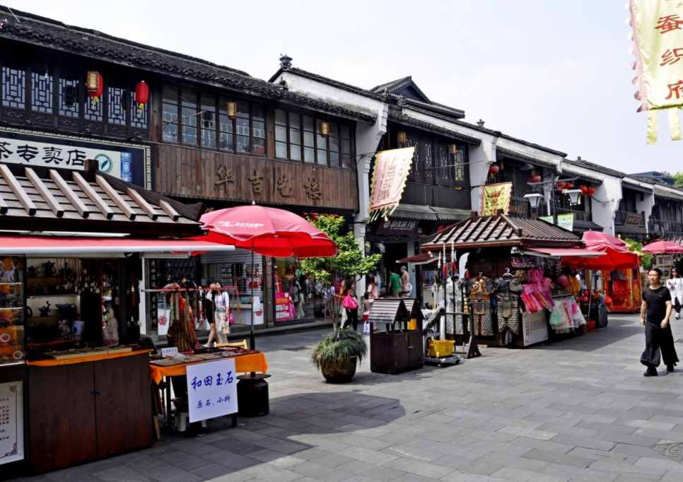 杭州值得一去的老街，文化深厚免費(fèi)開放，還是“吃貨的天堂”
