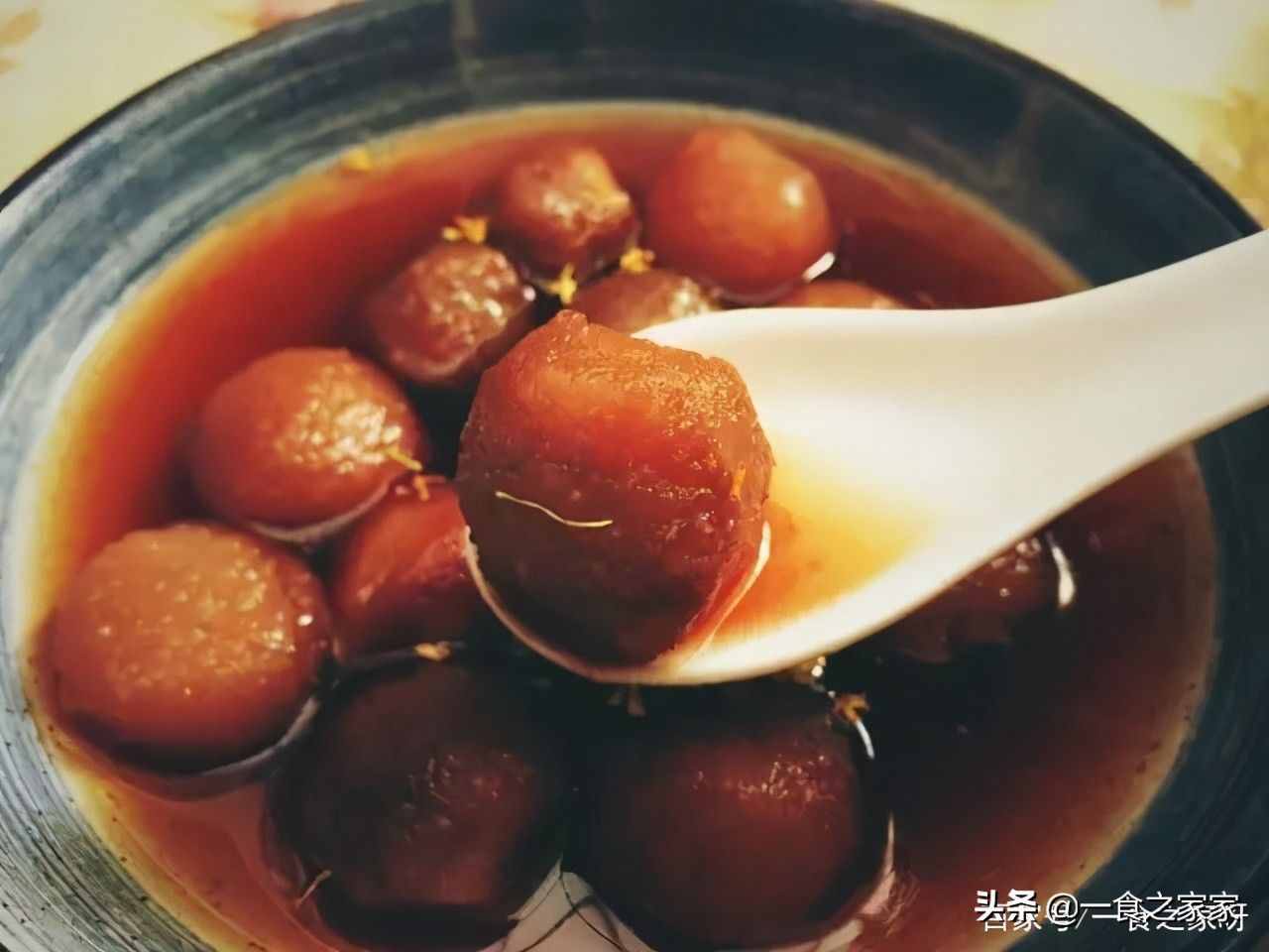 蘇州美食知多少？來到蘇州不得不吃的美味小吃，沒吃過就可惜了