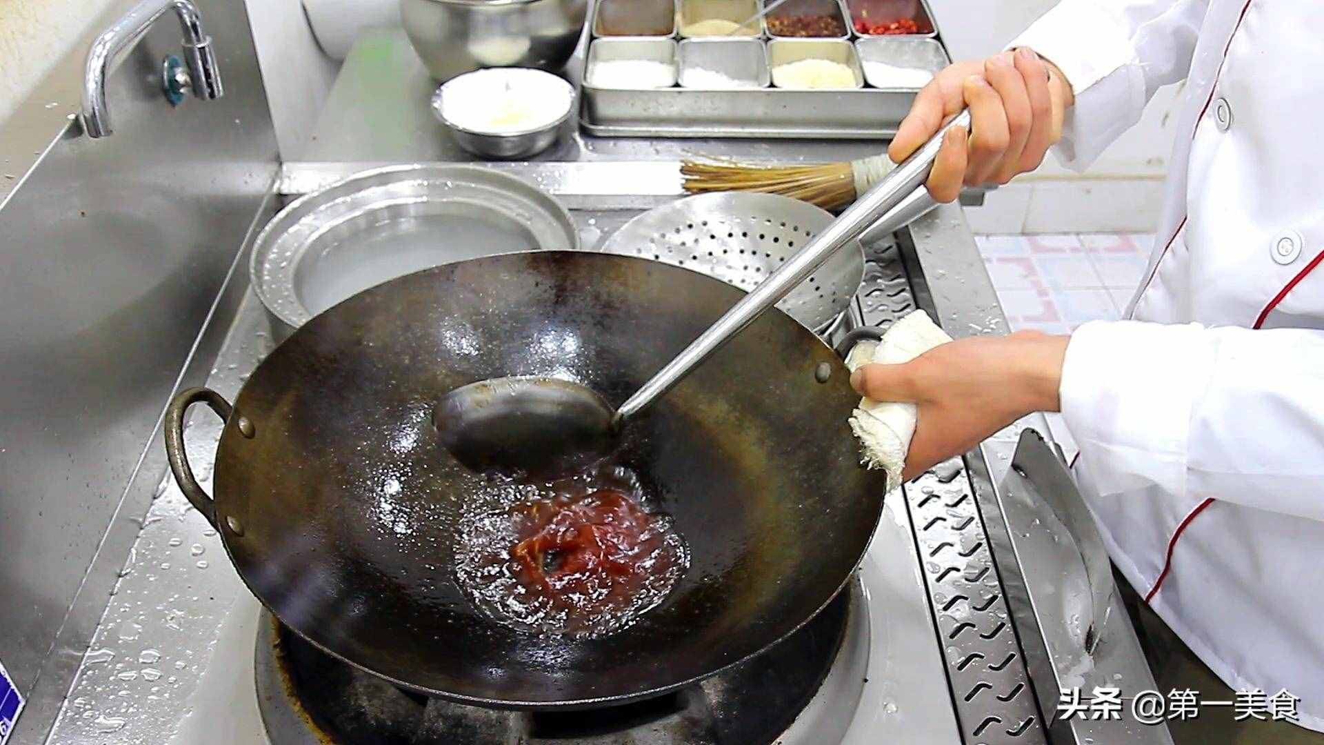 廚師長教你：松鼠魚的正確做法，技巧非常簡單，正宗舌尖上的美食