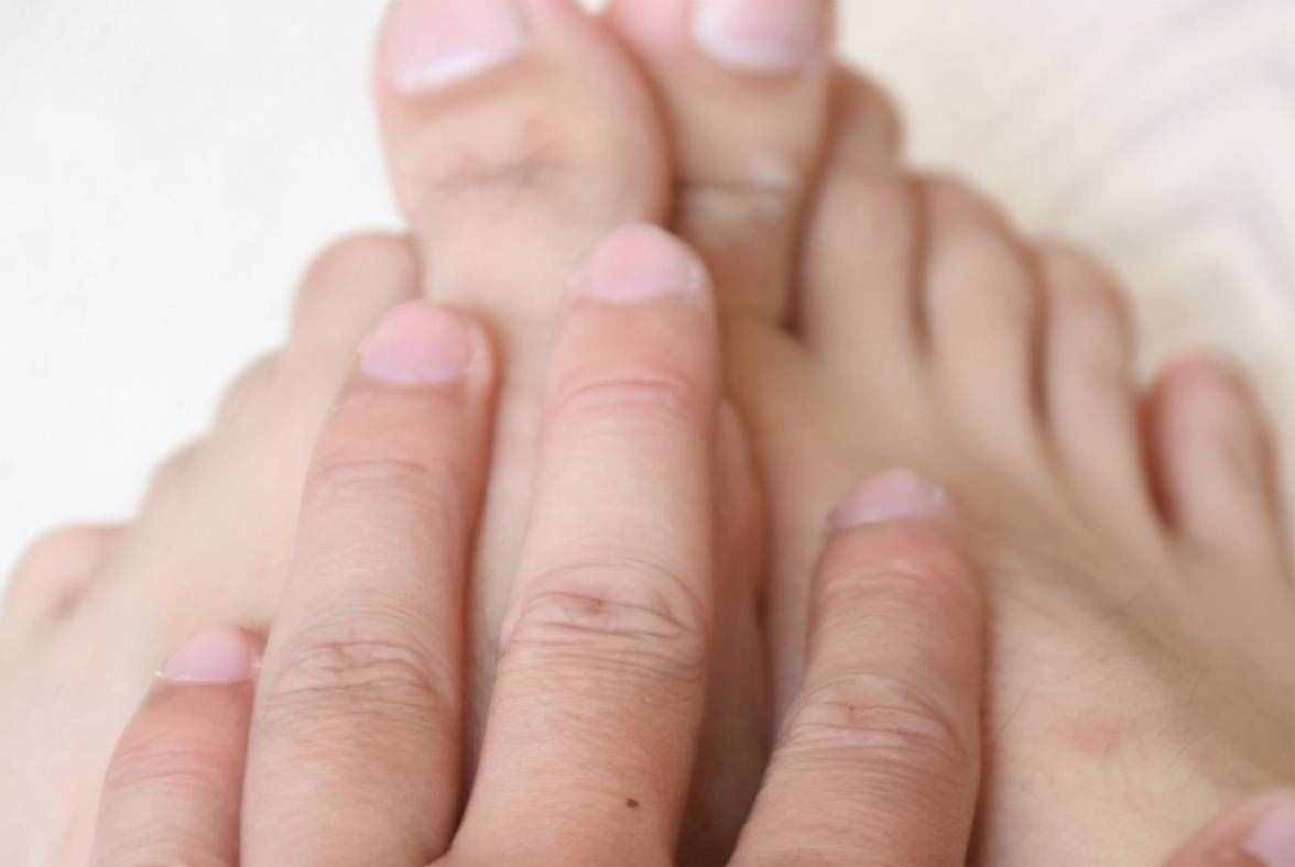 什么是甲溝炎？反復(fù)發(fā)作如何預(yù)防？在家怎么處理甲溝炎？
