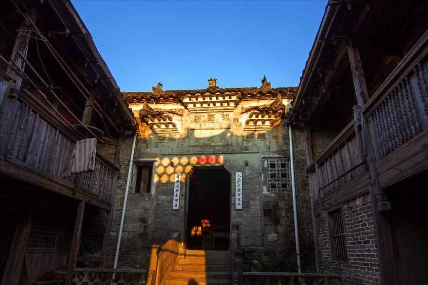 福建一個(gè)千年古鎮(zhèn)，鎮(zhèn)中還有“福建第一街”，美景不輸平遙古城