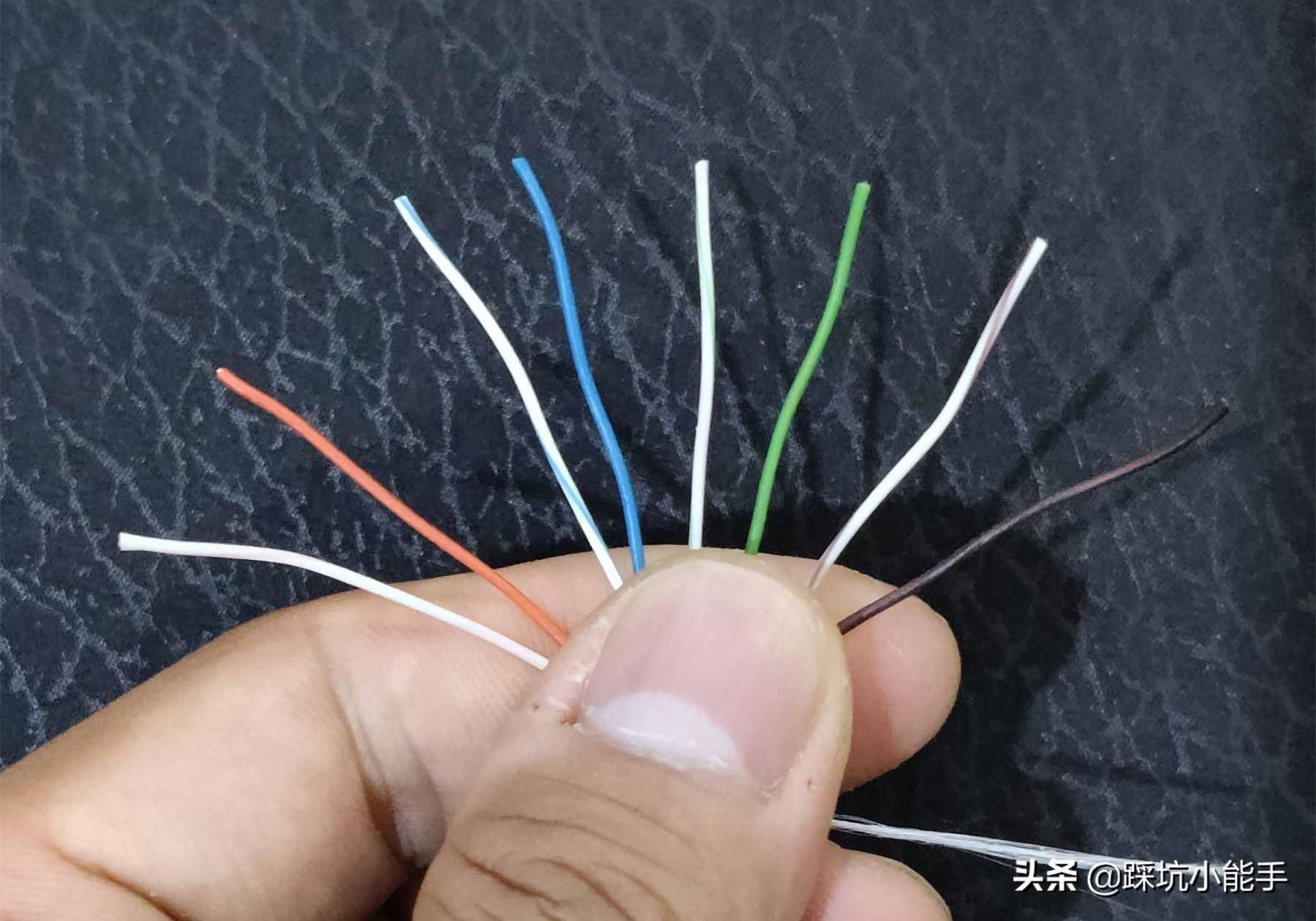 網(wǎng)線水晶頭的簡單做法