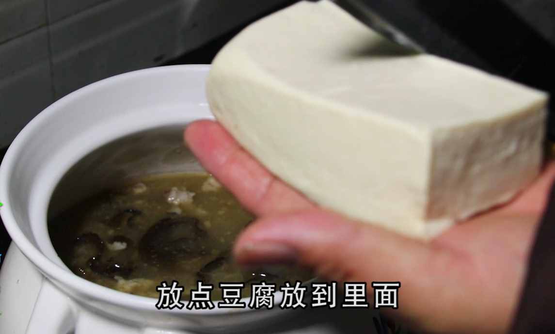 河蚌很多人不會做？教你好吃的家常做法，肉不老也不腥，營養(yǎng)美味