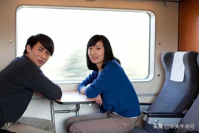 那些年我經(jīng)歷過的女人：第十章，火車臥鋪車廂里的艷遇