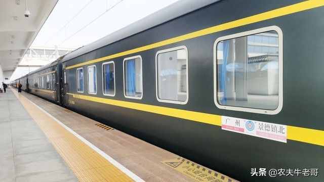 那些年我經(jīng)歷過的女人：第十章，火車臥鋪車廂里的艷遇