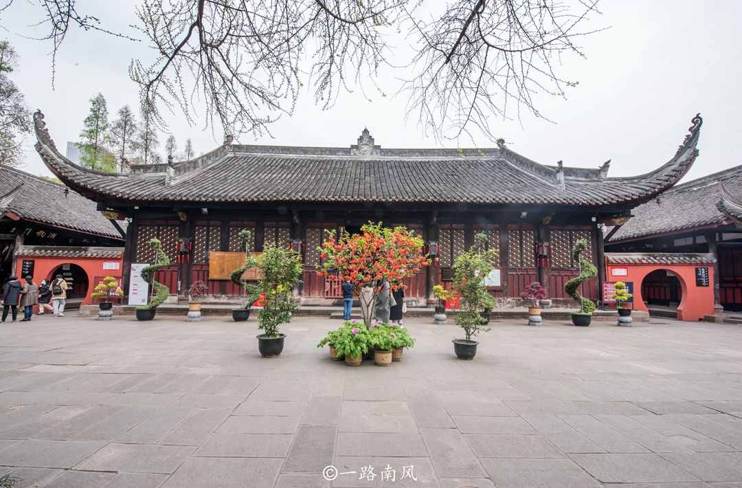 成都千年文殊院，被譽(yù)為長江上下游四大禪林之首，內(nèi)藏佛陀舍利