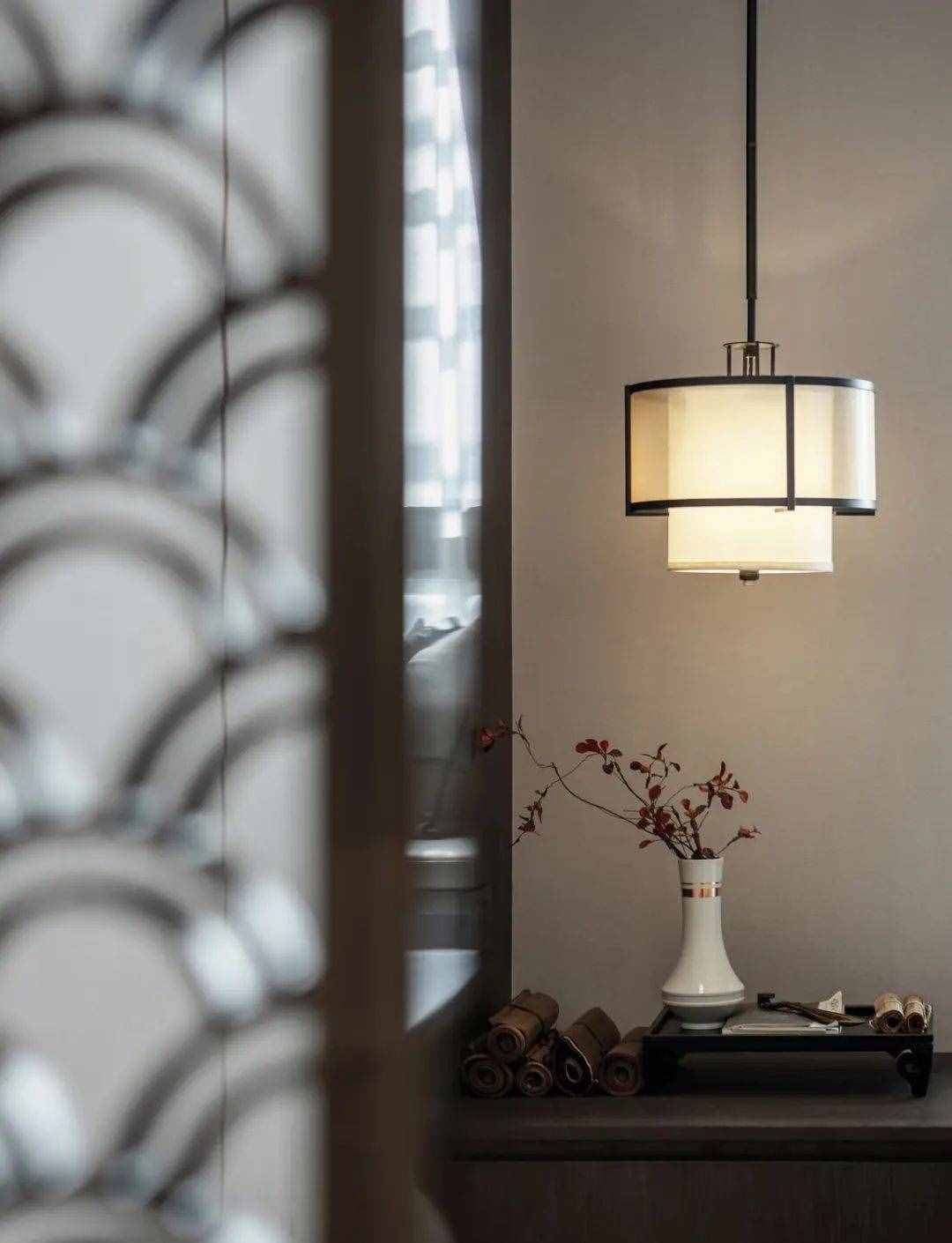 118㎡新中式，現(xiàn)代極簡(jiǎn)的硬裝，古樸大氣的軟裝，營(yíng)造莊重雅致