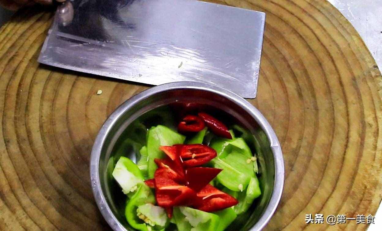 地三鮮接地氣的家常做法，這樣做才好吃，入口濃香，下飯必備