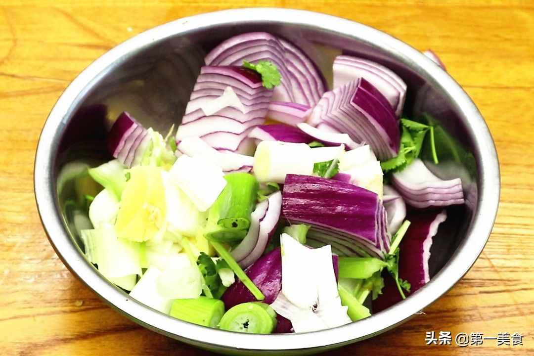 飯店辣椒油為什么那么香？原來訣竅恁簡單，炸出來又香又辣還不糊