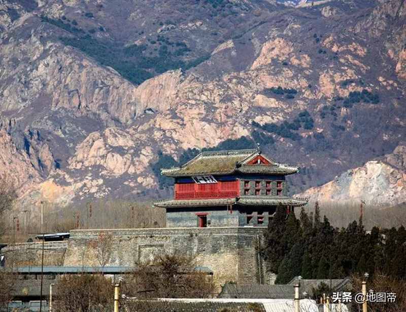 山海關(guān)，吳三桂放清軍入關(guān)的地方