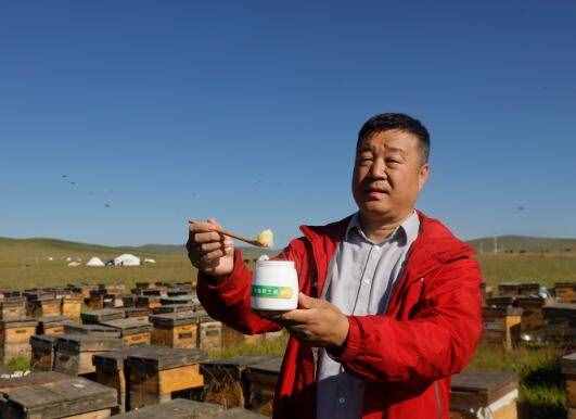 蜂王漿不能和什么同食？蜂王漿跟什么不能一起吃？