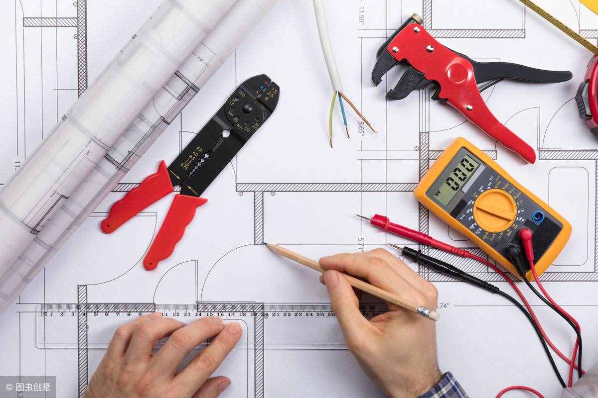 中級電工資格認(rèn)證題庫（200—300）—電工操作證部分題庫
