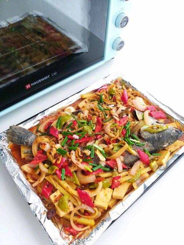 烤箱美食｜自制家庭版烤箱烤魚簡單易學(xué)