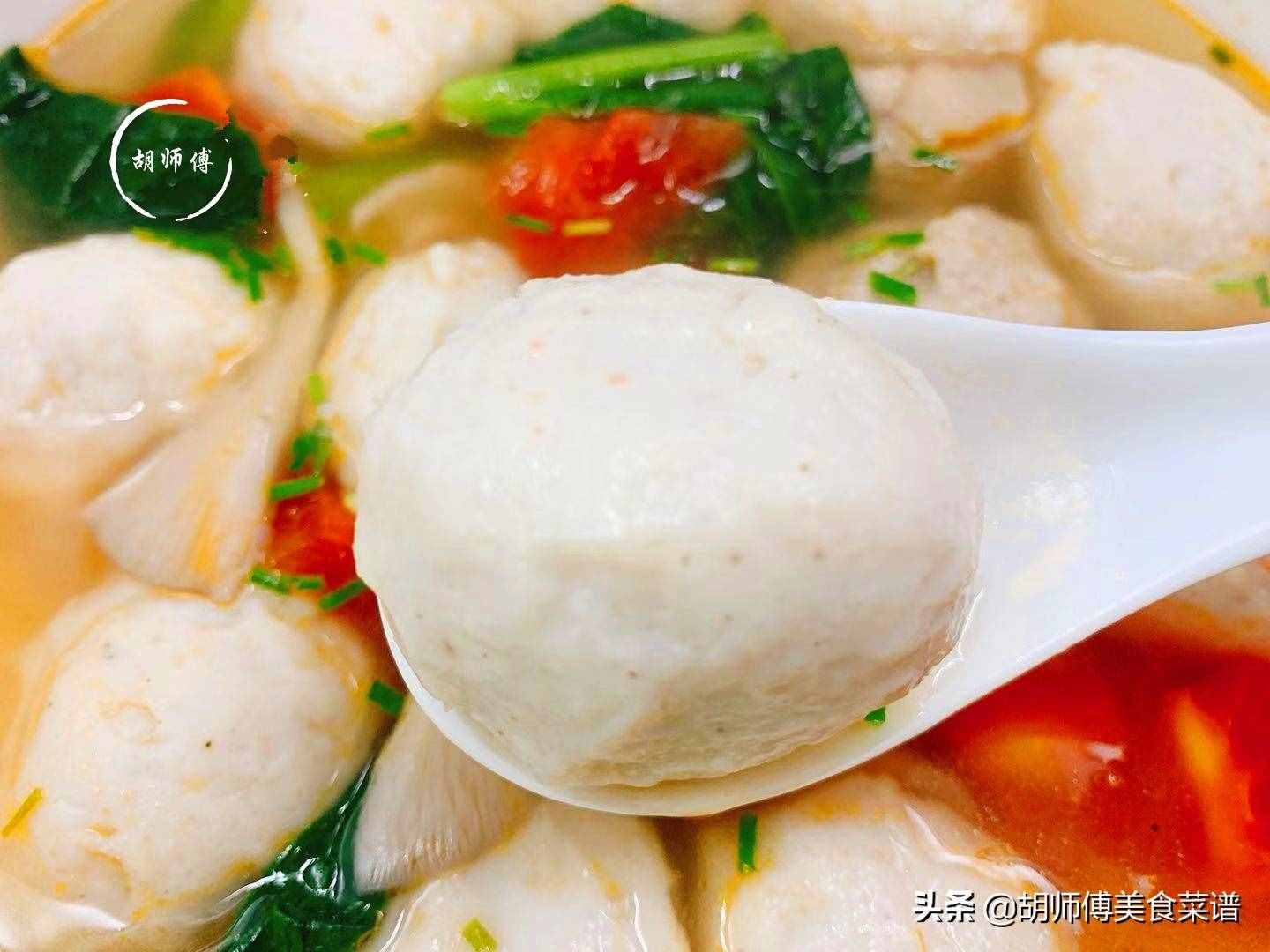 3分鐘教您制作純手工魚(yú)丸，又香又嫩，一點(diǎn)都不腥，比買(mǎi)的更好吃