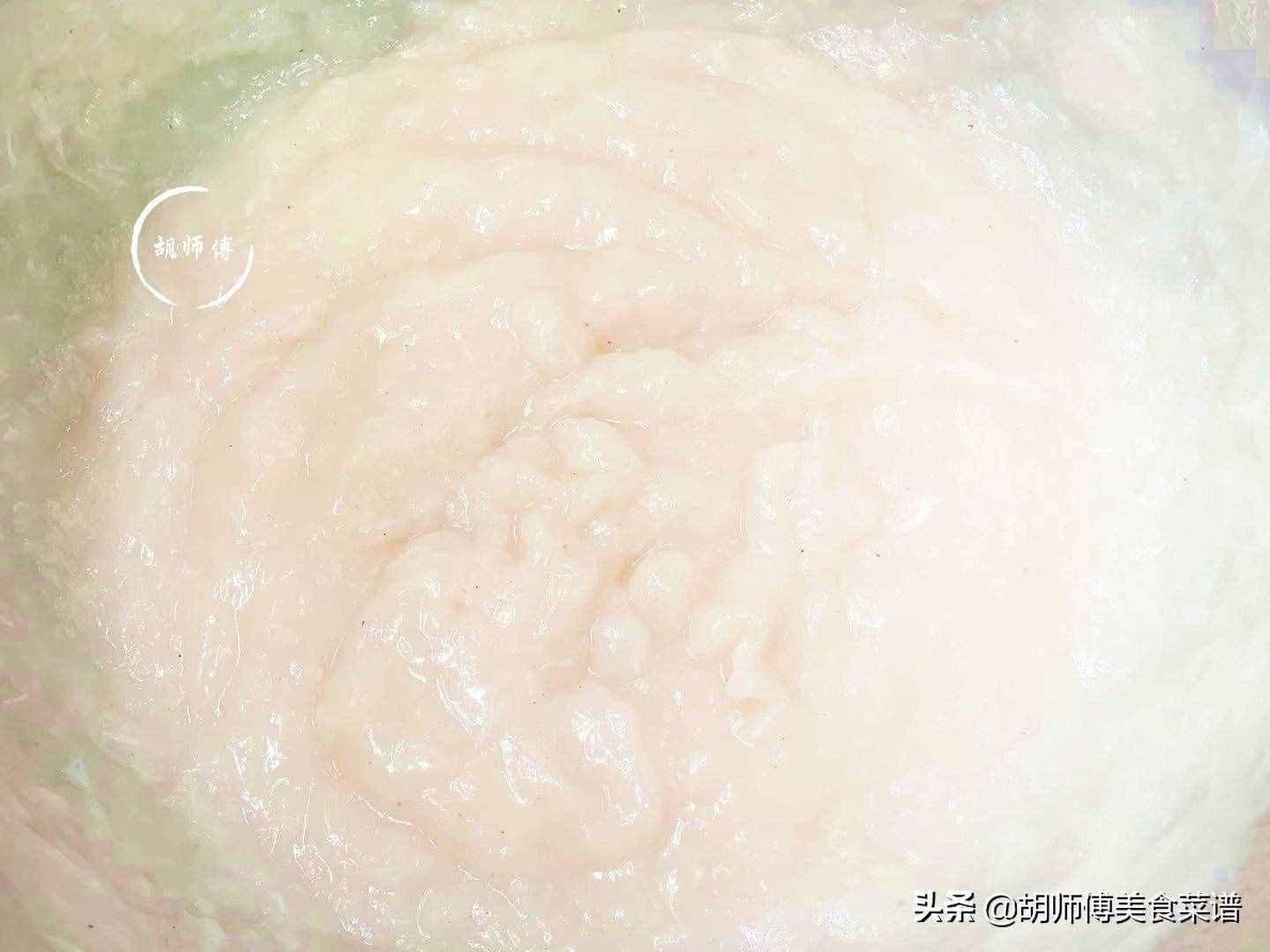 3分鐘教您制作純手工魚(yú)丸，又香又嫩，一點(diǎn)都不腥，比買(mǎi)的更好吃