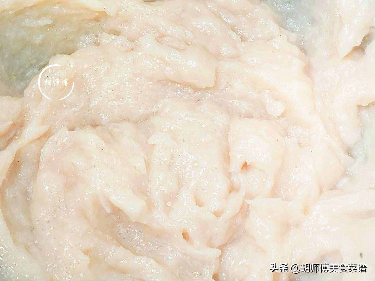 3分鐘教您制作純手工魚(yú)丸，又香又嫩，一點(diǎn)都不腥，比買(mǎi)的更好吃
