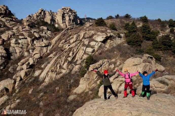 醫(yī)巫閭山：獨(dú)占鰲頭賞群峰競(jìng)秀