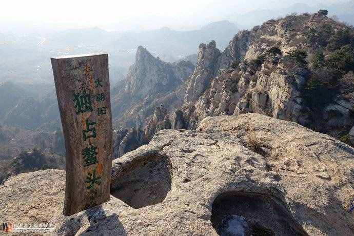 醫(yī)巫閭山：獨(dú)占鰲頭賞群峰競(jìng)秀