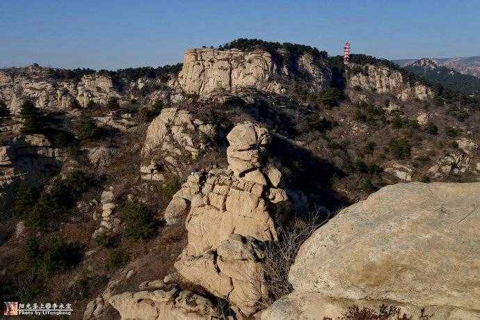 醫(yī)巫閭山：獨(dú)占鰲頭賞群峰競(jìng)秀