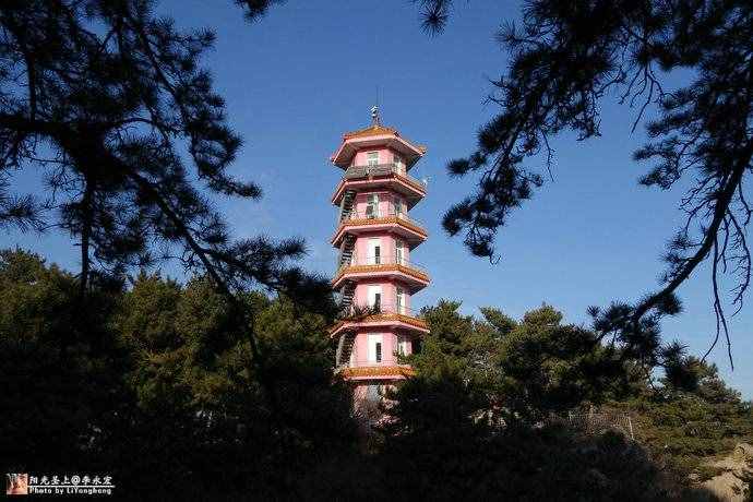 醫(yī)巫閭山：獨(dú)占鰲頭賞群峰競(jìng)秀