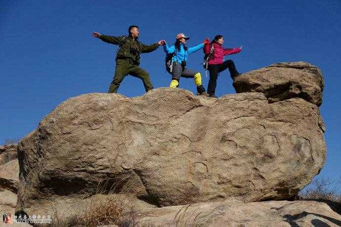 醫(yī)巫閭山：獨(dú)占鰲頭賞群峰競(jìng)秀