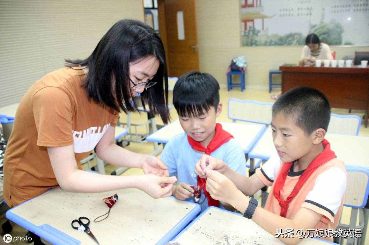 4首單詞順口溜，5分鐘讓孩子愛上學英語，朗朗上口適合幼兒啟蒙