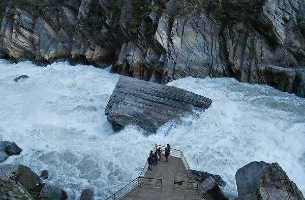 虎跳峽游玩攻略，徒步旅行愛好者最好的歸宿