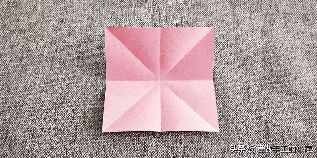 最簡單的玫瑰花折紙教程，精致漂亮，只需幾步就完成